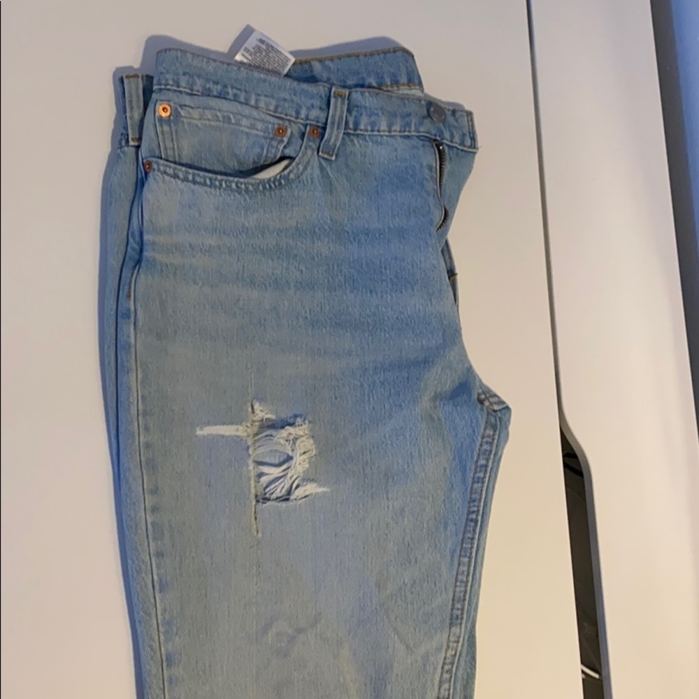 AUTHENTIC LEVIS